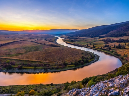 Ruhiger Fluss Sonnenuntergang KOSTENLOSES Stock-Photo-Bild, Fluss,  Sonnenuntergang,  Landschaft