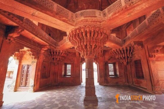 Fatehpur Sikri central pillar of Diwan i khas with medieval stone artwork