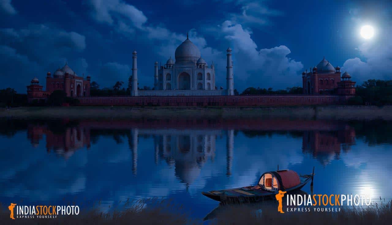 Photographing the Taj Mahal Agra